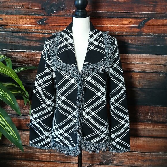 Chicos Sweater Size 1 US M Thick Fringe Trim Cardigan Diamond Plaid - Picture 2 of 10